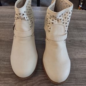 Sonoma Life Style Ankle Boots, Size 7